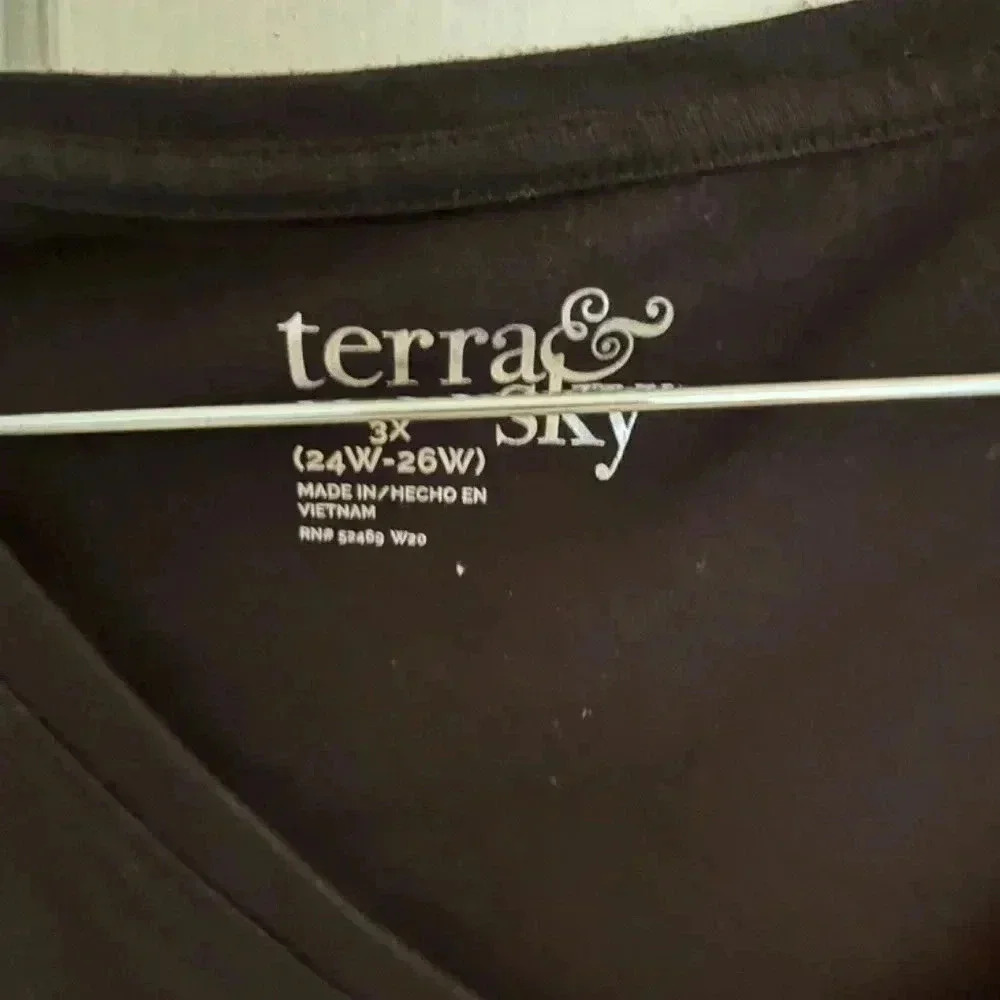 Terra & Sky Black L/S shirt Size 3x - Picture 2 of 3